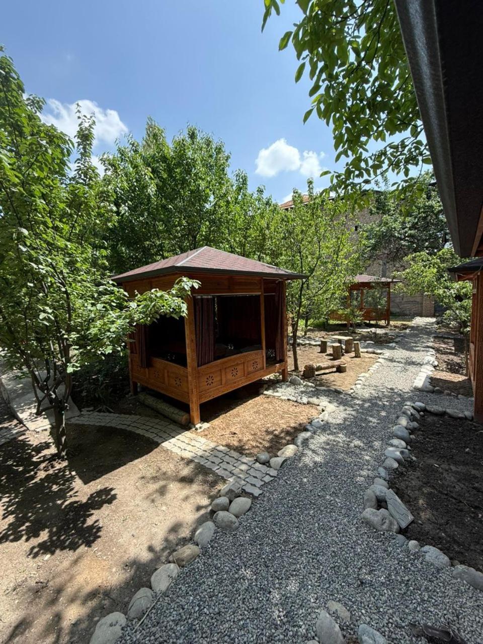 Lovely Home Ош Екстер'єр фото